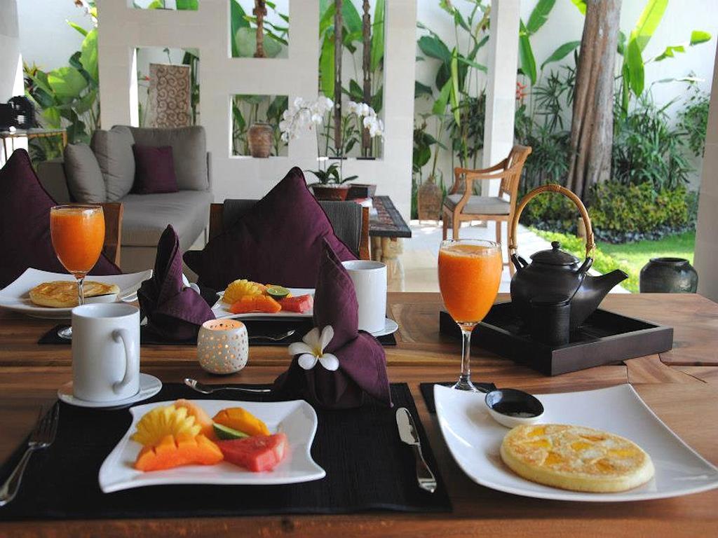 Villa Bali Asri Batubelig Seminyak Cameră foto